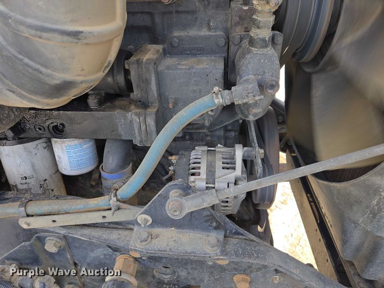 image for item EB1291 2001 Kenworth W900 semi truck