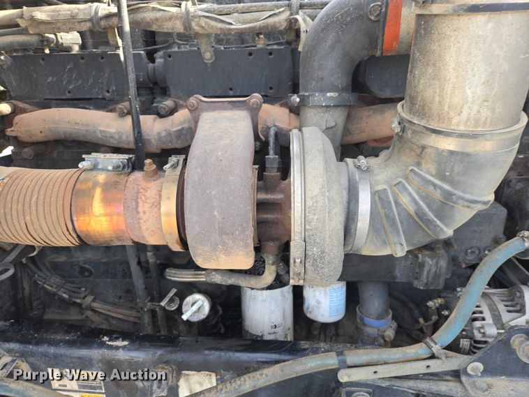 image for item EB1291 2001 Kenworth W900 semi truck