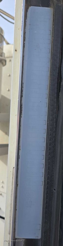 image for item EB1291 2001 Kenworth W900 semi truck