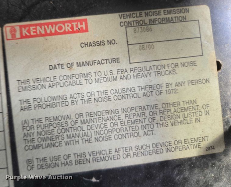 image for item EB1291 2001 Kenworth W900 semi truck