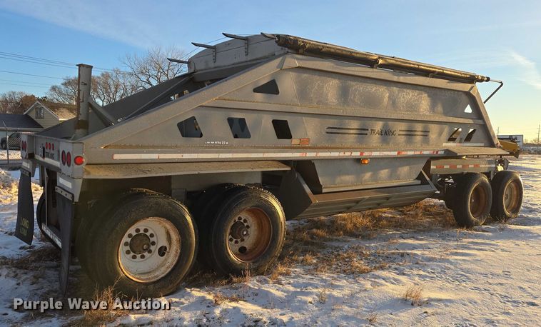 image for item EB1292 1999 Trail King TK54BDU-284 bottom dump trailer