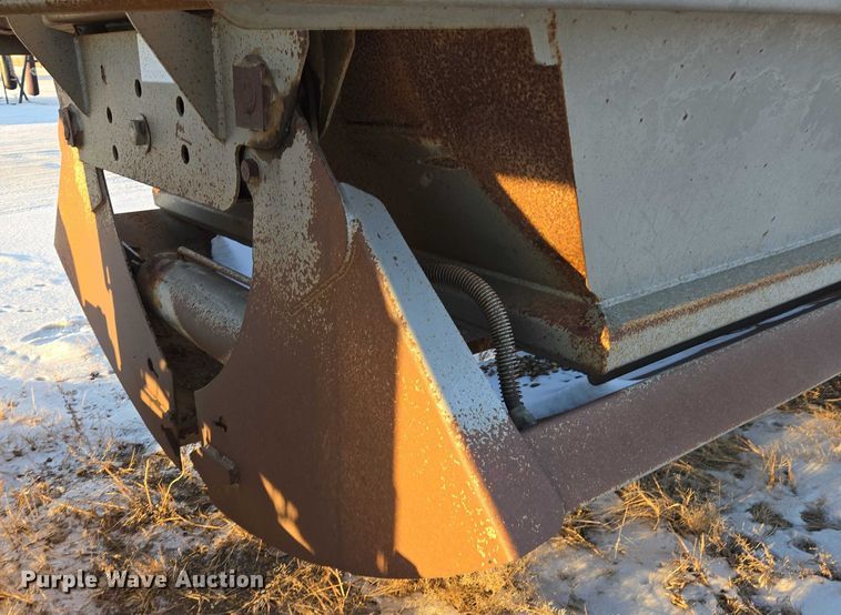 image for item EB1292 1999 Trail King TK54BDU-284 bottom dump trailer