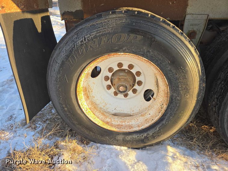 image for item EB1292 1999 Trail King TK54BDU-284 bottom dump trailer