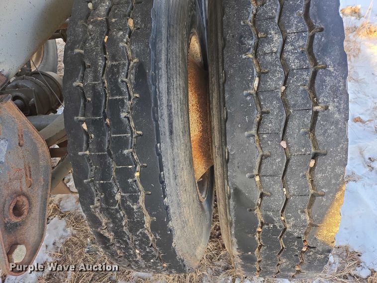 image for item EB1292 1999 Trail King TK54BDU-284 bottom dump trailer