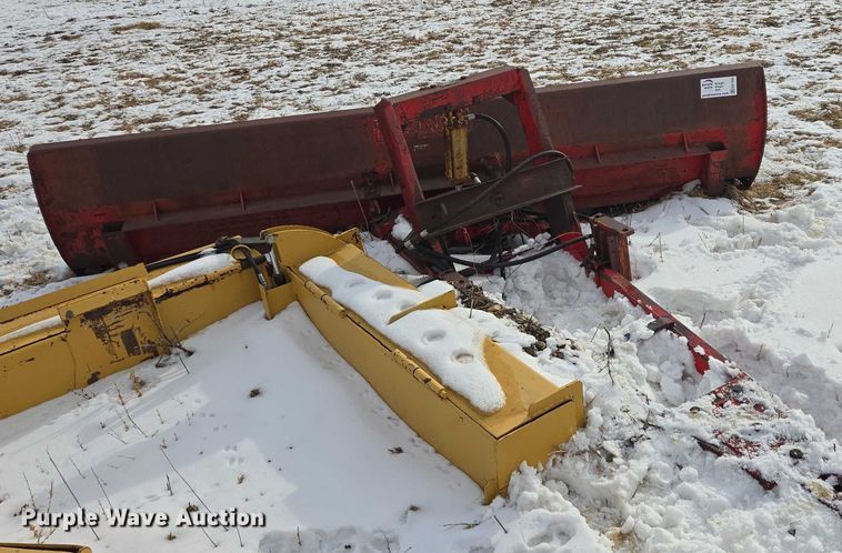 image for item EB1295 Renn 770 snow plow