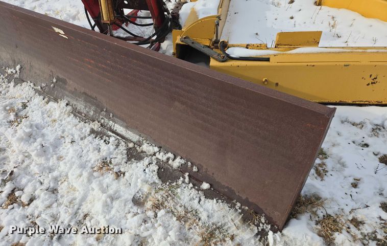 image for item EB1295 Renn 770 snow plow