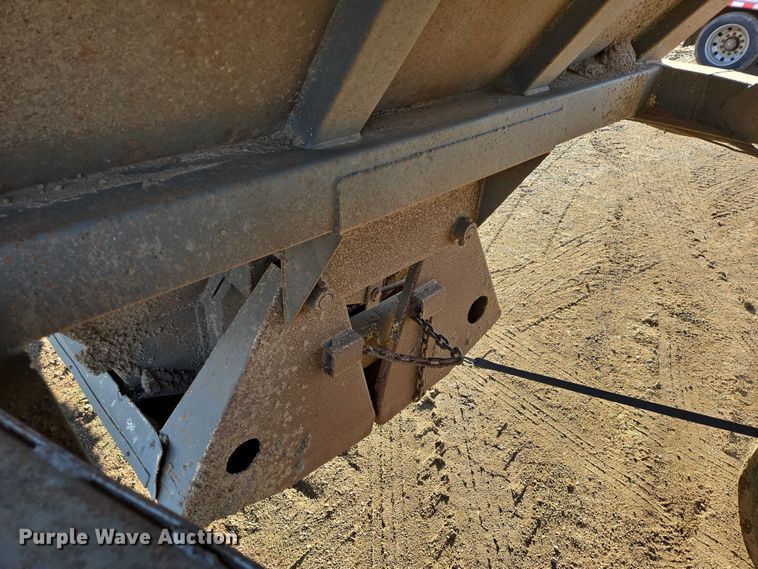 image for item EB1296 1986 Gallaty bottom dump pup trailer