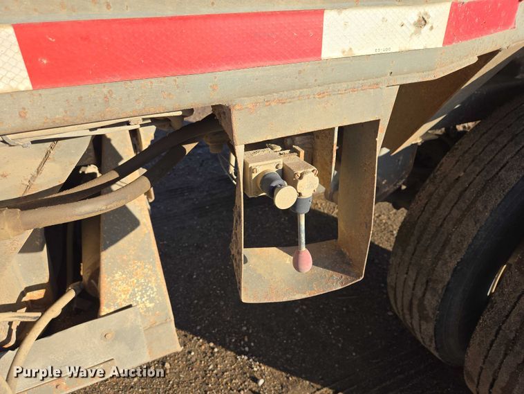 image for item EB1296 1986 Gallaty bottom dump pup trailer