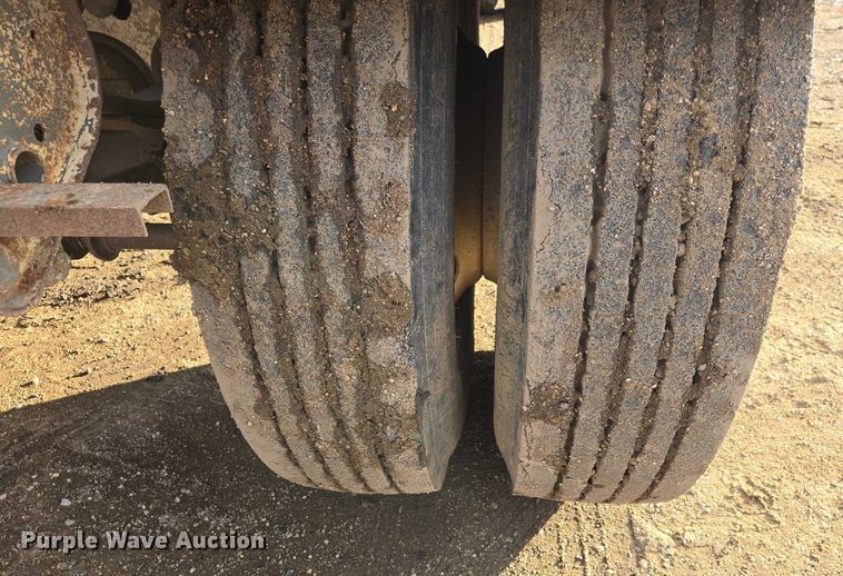 image for item EB1296 1986 Gallaty bottom dump pup trailer