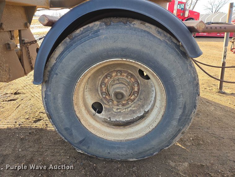 image for item EB1296 1986 Gallaty bottom dump pup trailer