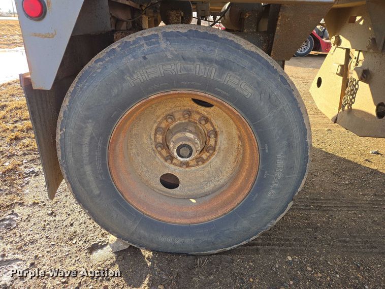 image for item EB1296 1986 Gallaty bottom dump pup trailer