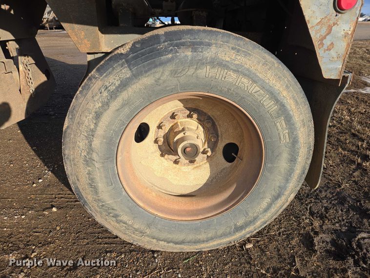 image for item EB1296 1986 Gallaty bottom dump pup trailer