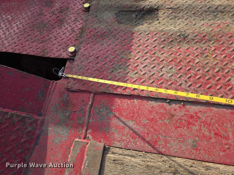 image for item EB1297 2012 Globe Trailer Manufacturing lowboy equipment trailer