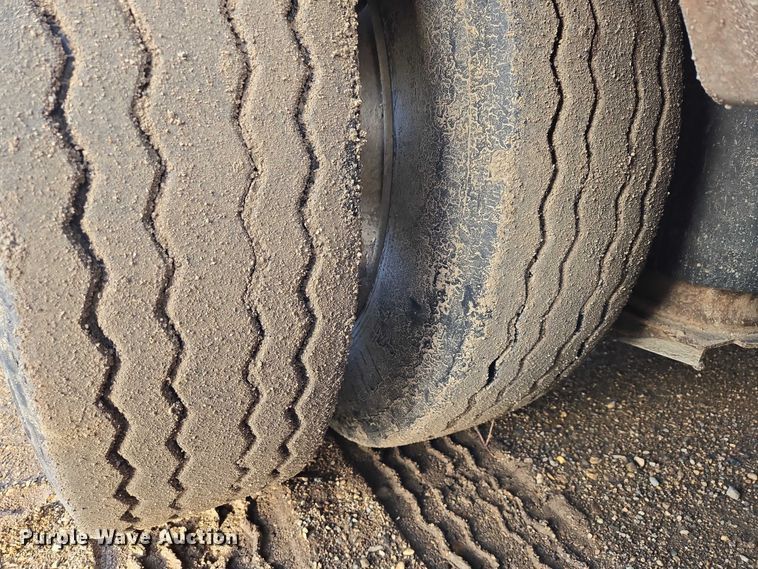 image for item EB1297 2012 Globe Trailer Manufacturing lowboy equipment trailer