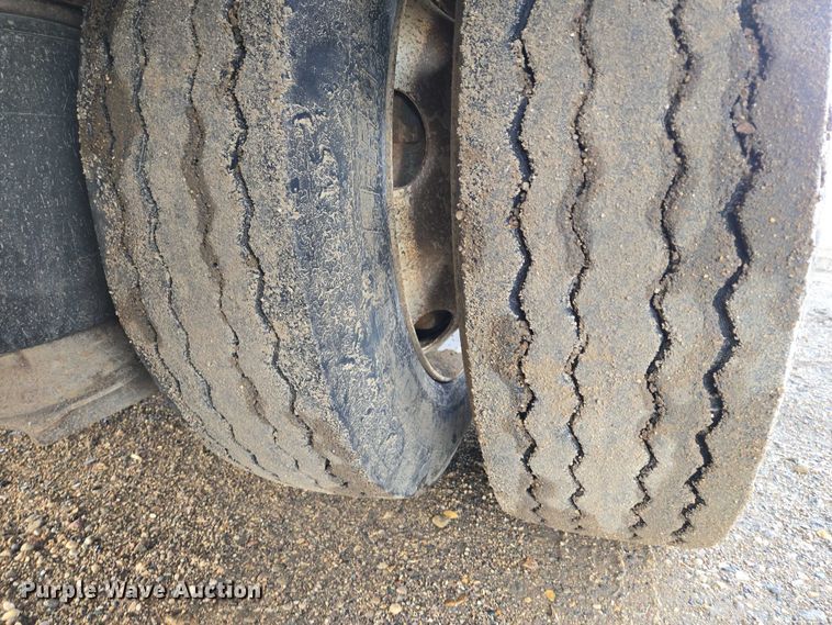 image for item EB1297 2012 Globe Trailer Manufacturing lowboy equipment trailer