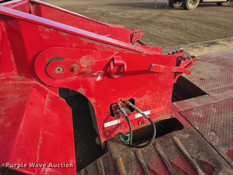 image for item EB1297 2012 Globe Trailer Manufacturing lowboy equipment trailer