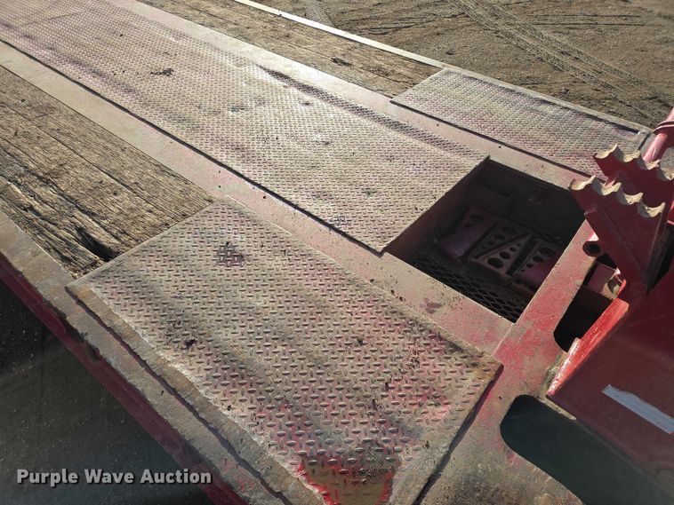 image for item EB1297 2012 Globe Trailer Manufacturing lowboy equipment trailer