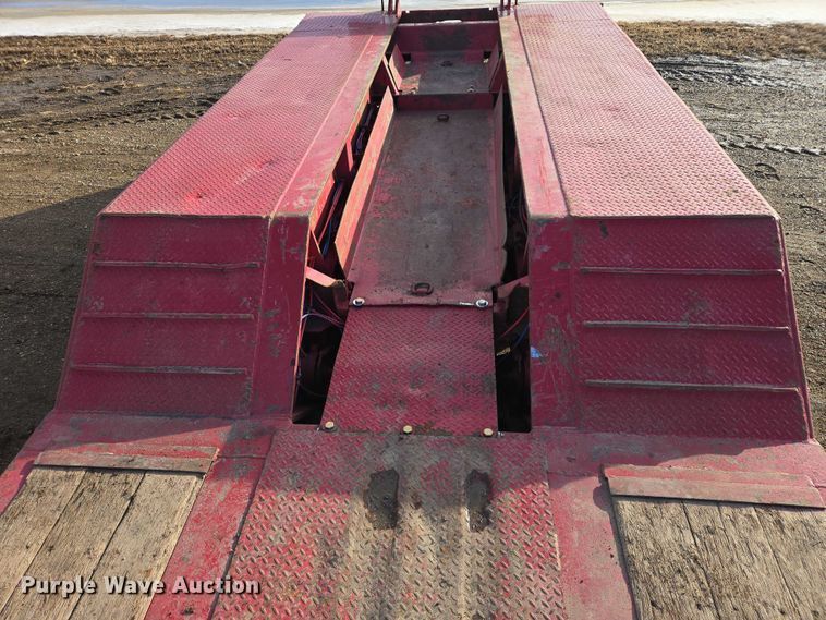 image for item EB1297 2012 Globe Trailer Manufacturing lowboy equipment trailer