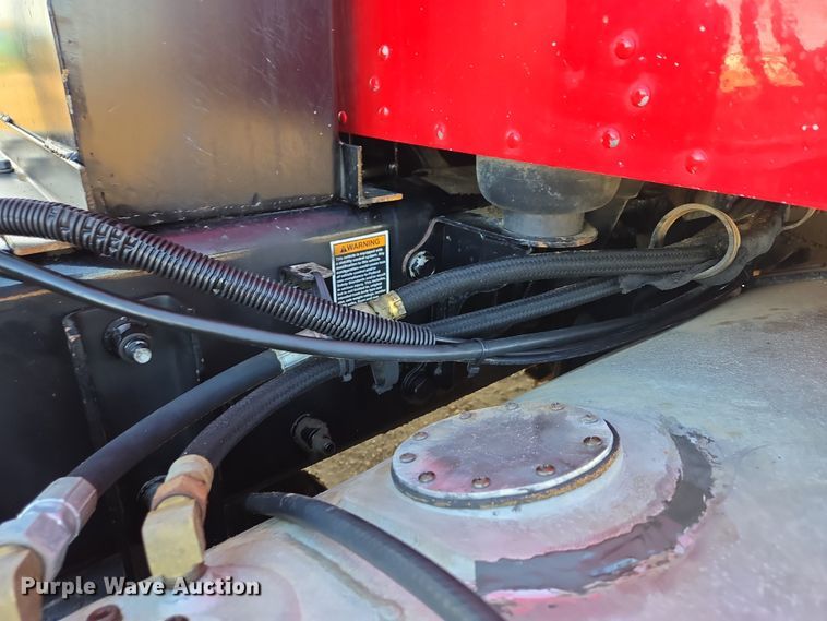 image for item EB1298 2021 Kenworth T800 semi truck