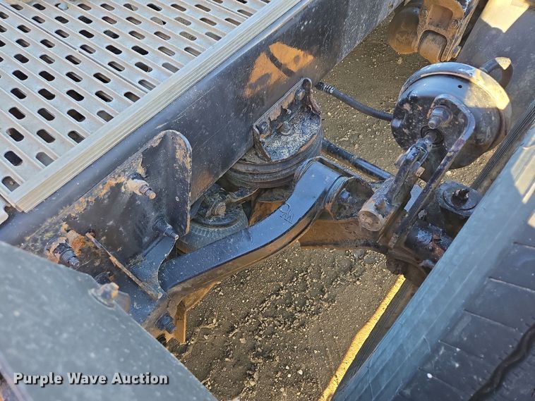 image for item EB1298 2021 Kenworth T800 semi truck