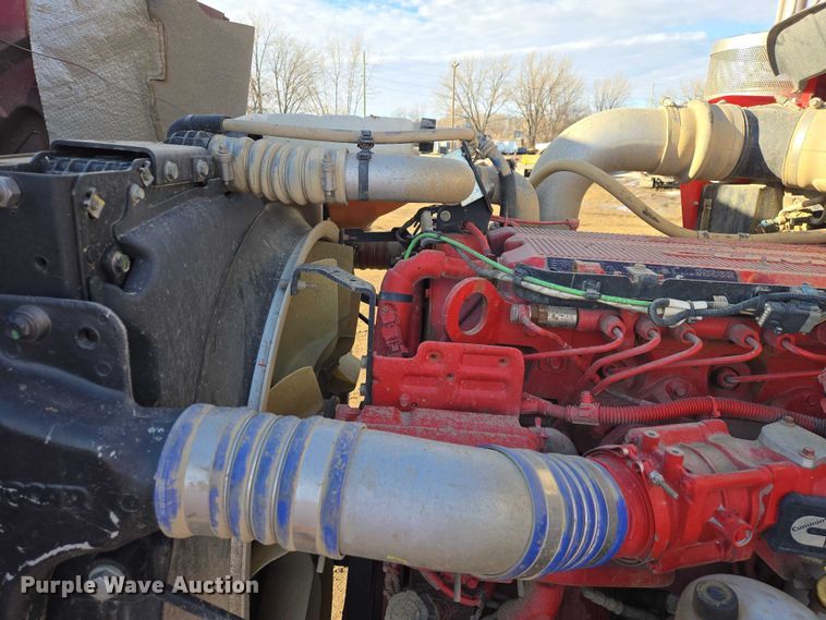 image for item EB1299 2022 Kenworth T800 semi truck