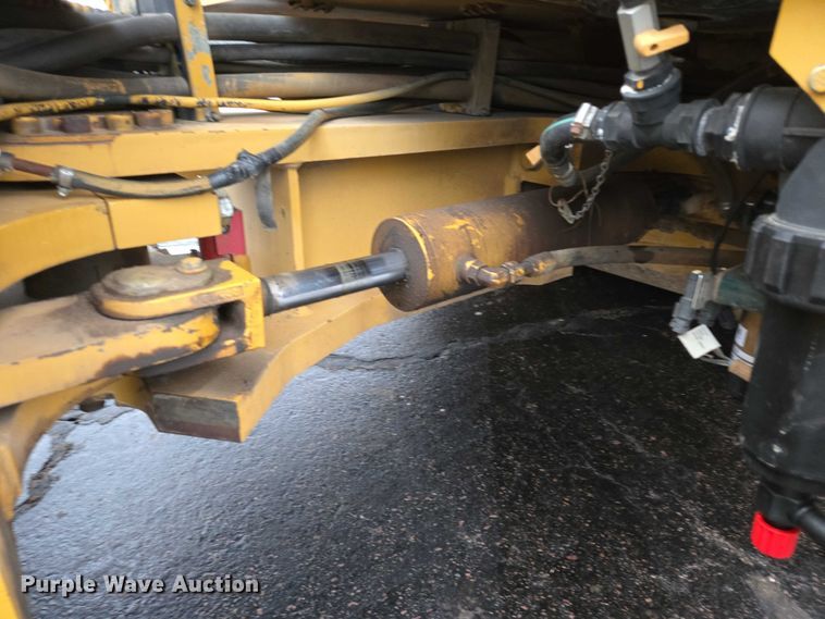 image for item EB1300 2010 Caterpillar CB-64 double drum vibratory roller