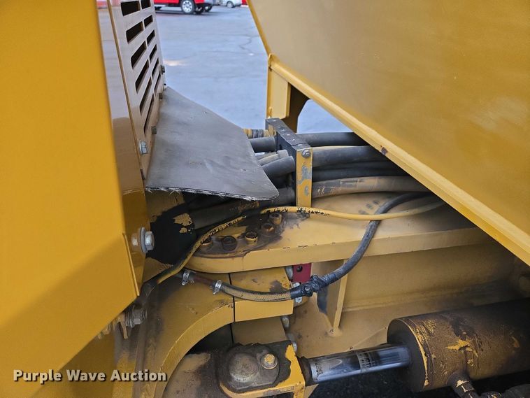 image for item EB1300 2010 Caterpillar CB-64 double drum vibratory roller