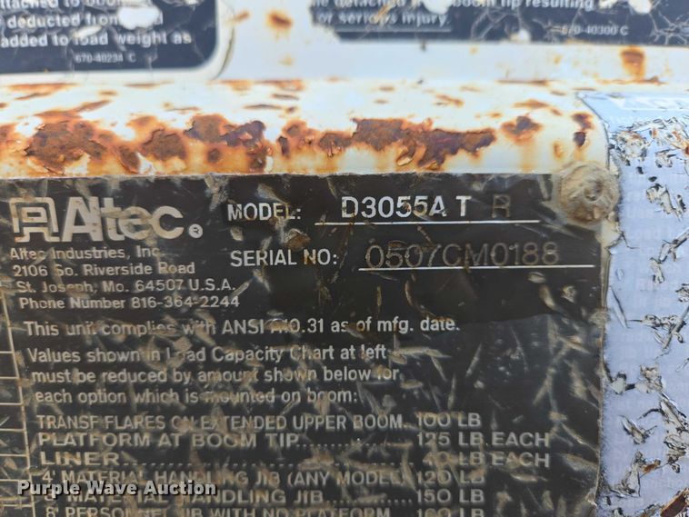 image for item EB1337 Altec D3055ATR digger derrick truck bed