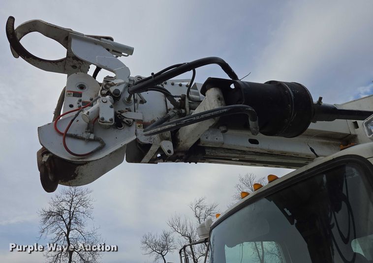 image for item EB1338 Altec DM47TR digger derrick truck bed