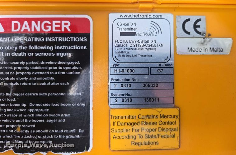 image for item EB1338 Altec DM47TR digger derrick truck bed