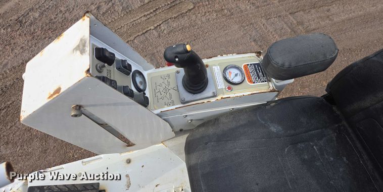 image for item EB1338 Altec DM47TR digger derrick truck bed