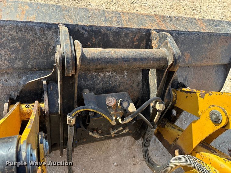 image for item ED2450 2015 Caterpillar 420F2 IT backhoe