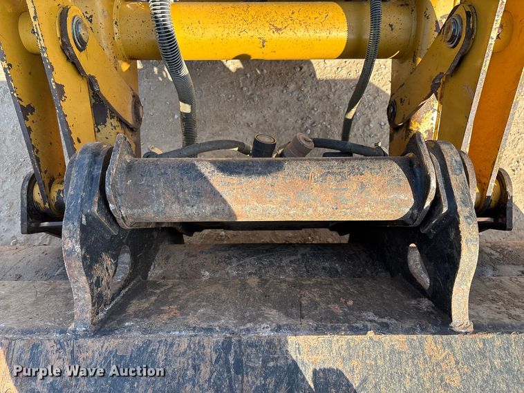 image for item ED2450 2015 Caterpillar 420F2 IT backhoe