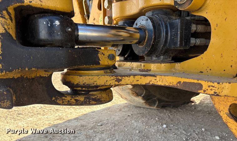 image for item ED2450 2015 Caterpillar 420F2 IT backhoe