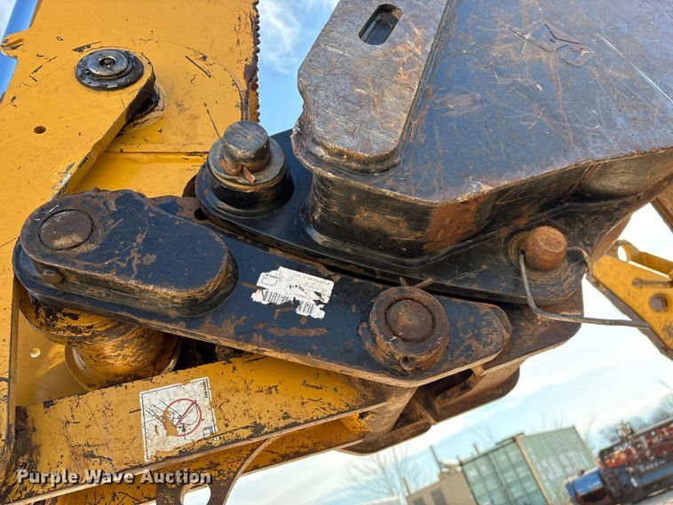 image for item ED2450 2015 Caterpillar 420F2 IT backhoe