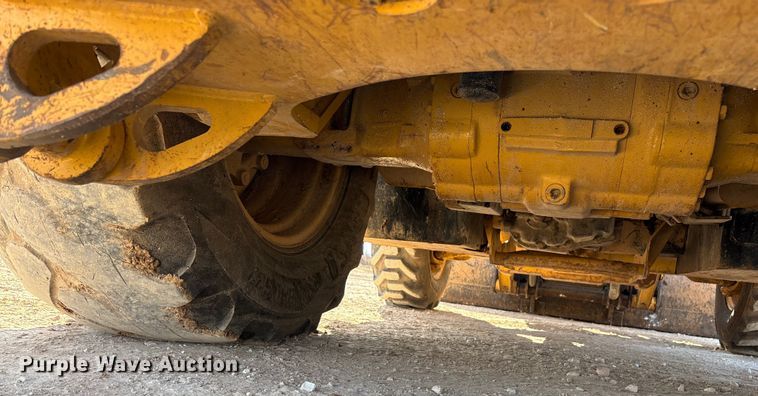 image for item ED2450 2015 Caterpillar 420F2 IT backhoe