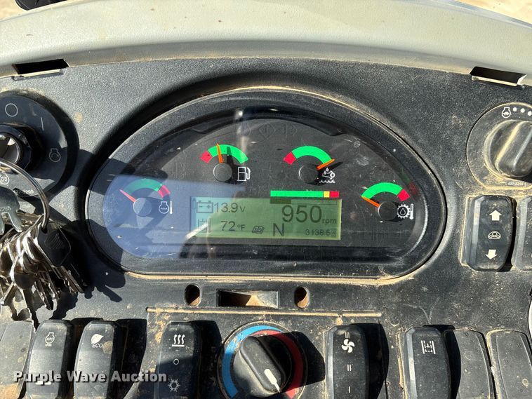 image for item ED2450 2015 Caterpillar 420F2 IT backhoe