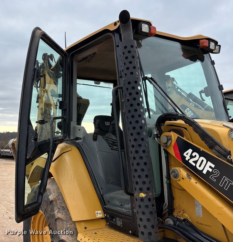image for item ED2450 2015 Caterpillar 420F2 IT backhoe