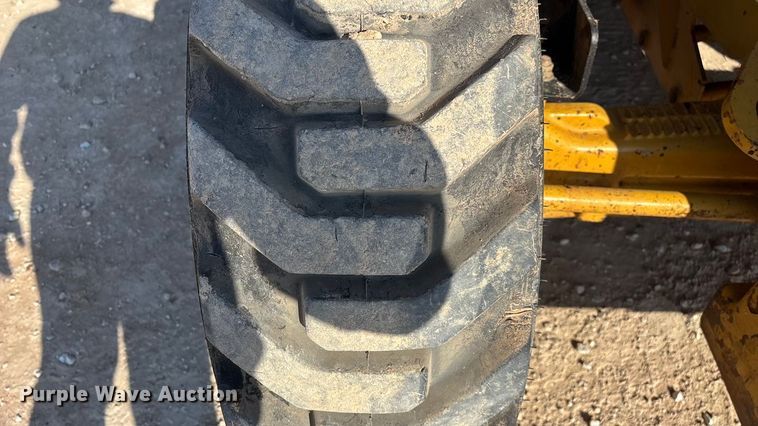 image for item ED2450 2015 Caterpillar 420F2 IT backhoe