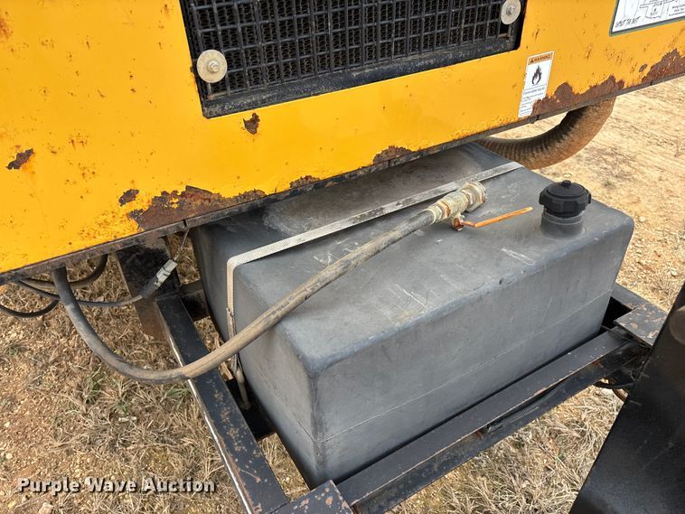 image for item ED2451 2011 Vermeer V500LE-HD vacuum excavator