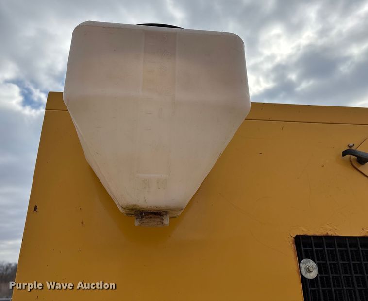 image for item ED2451 2011 Vermeer V500LE-HD vacuum excavator