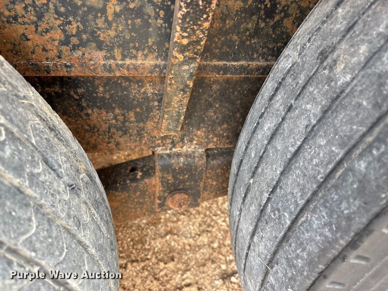 image for item ED2451 2011 Vermeer V500LE-HD vacuum excavator