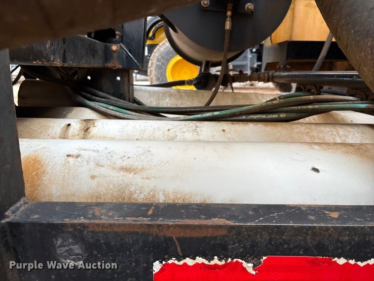 image for item ED2451 2011 Vermeer V500LE-HD vacuum excavator