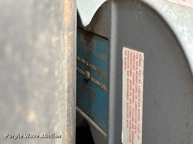 image for item ED2451 2011 Vermeer V500LE-HD vacuum excavator