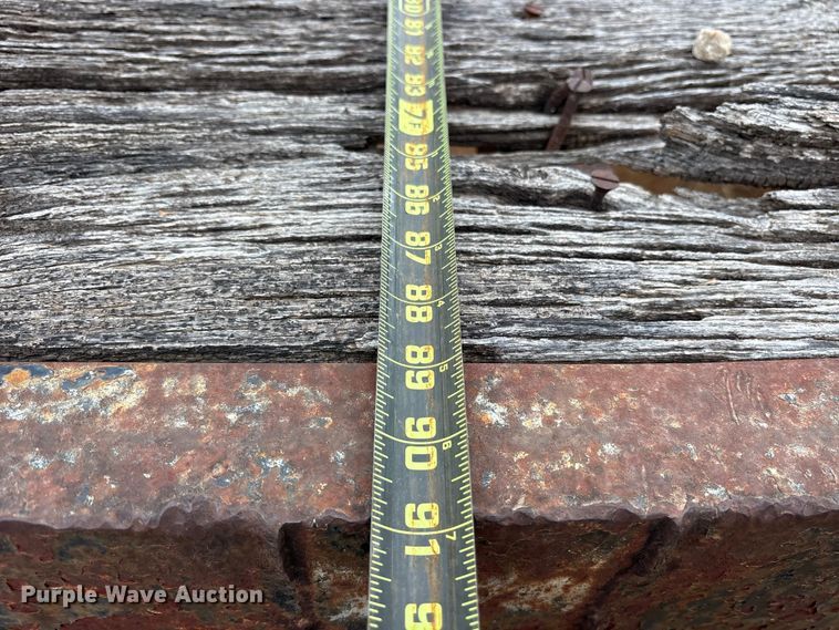 image for item EE0090 1977 Hyster HDF-50C-T1 flatbed trailer