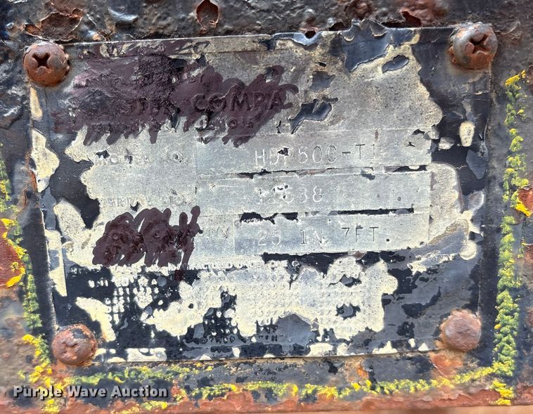 image for item EE0090 1977 Hyster HDF-50C-T1 flatbed trailer