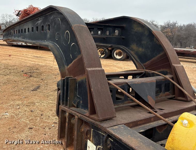 image for item EE0095 1984 Siebert lowboy equipment trailer