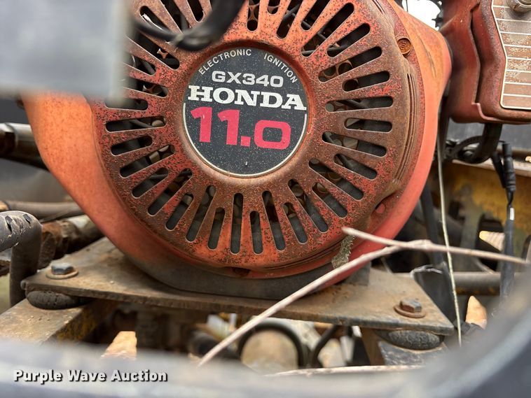 image for item EE0095 1984 Siebert lowboy equipment trailer