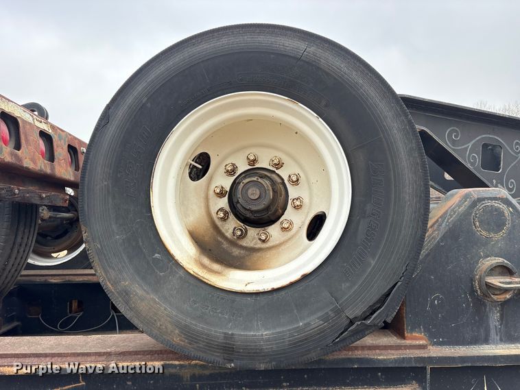 image for item EE0095 1984 Siebert lowboy equipment trailer