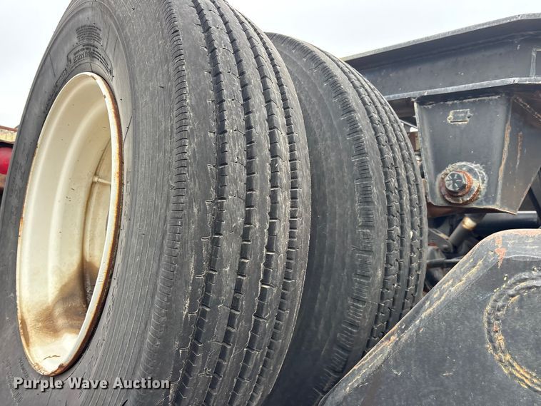 image for item EE0095 1984 Siebert lowboy equipment trailer